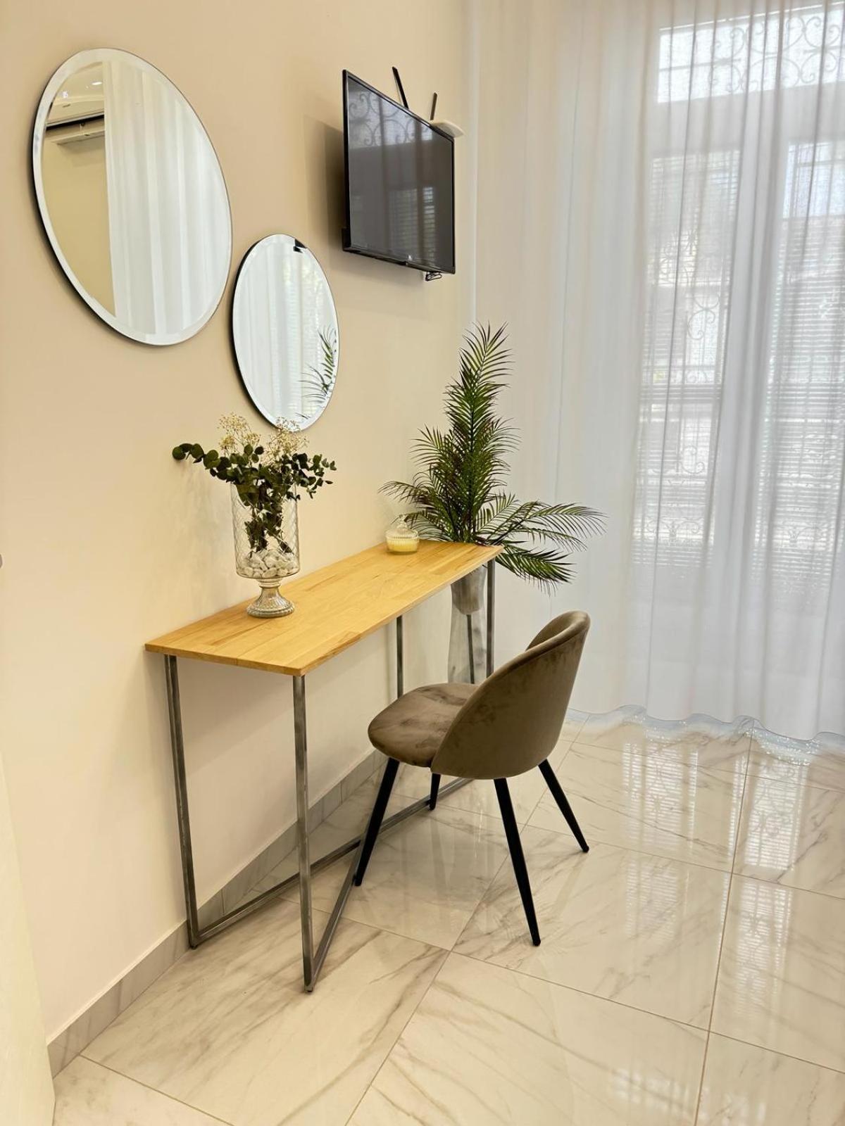 Tommy'S Apartment Pompeia Exterior foto