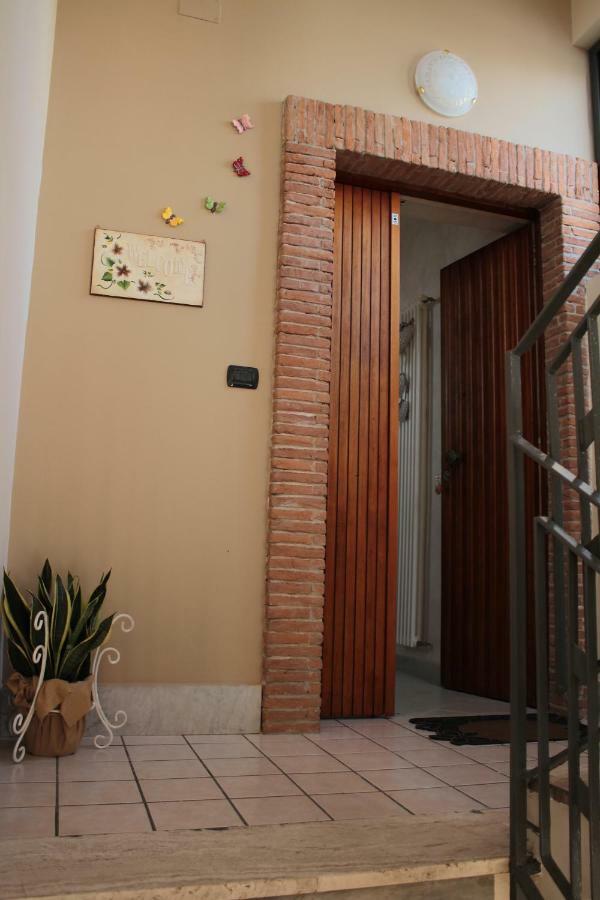 Tommy'S Apartment Pompeia Exterior foto